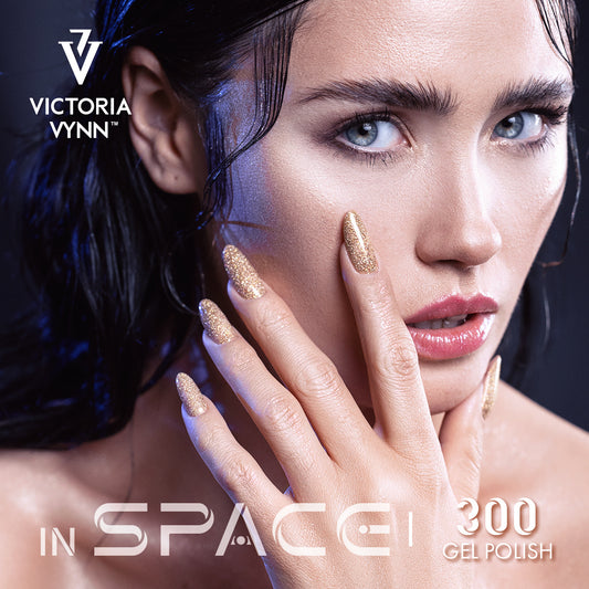 Victoria Vynn Gellak 300 Mimosa Gold Salon Collectie 8 ml | Laagste Prijs Garantie